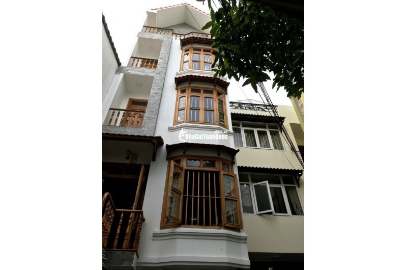 Sát Sân Bay TSN, Biệt Thự Gỗ Gò Vấp 5 Tầng Hầm 56M2, Xe Ben Ngủ Nhà, Ngang Gần 5M, Chỉ 9.8 T.ỷ